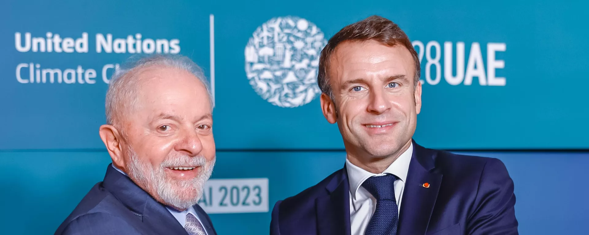 Presidente do Brasil, Luiz Inácio Lula da Silva, durante reunião com o presidente da França, Emmanuel Macron, na Expo Dubai, em 2 de dezembro de 2023 - Sputnik Brasil, 1920, 10.01.2025